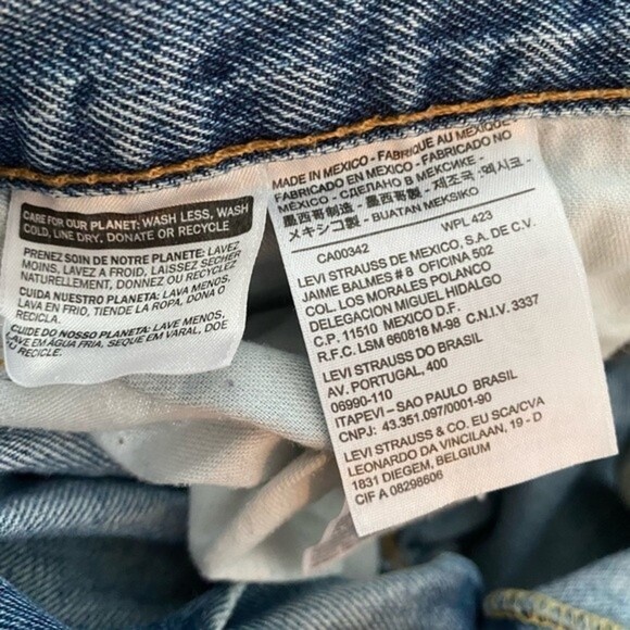 LEVIS 505 Classic Jeans 38 Waist - Inseam Measures 28" Thrashed Classic - Picture 4 of 16